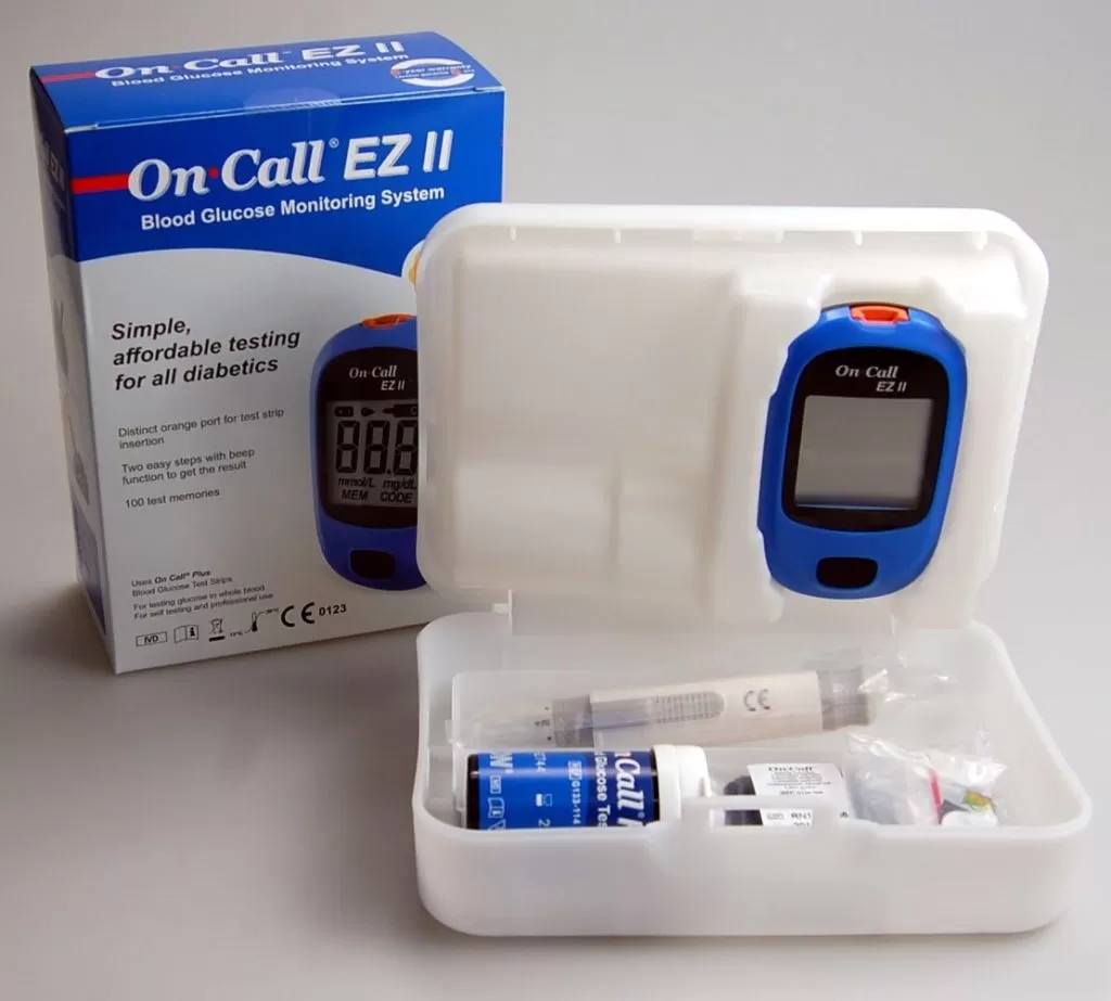 Máy Đo Đường Huyết Acon On-Call Ez II + Tặng 25 que thử và 10 kim chích máu